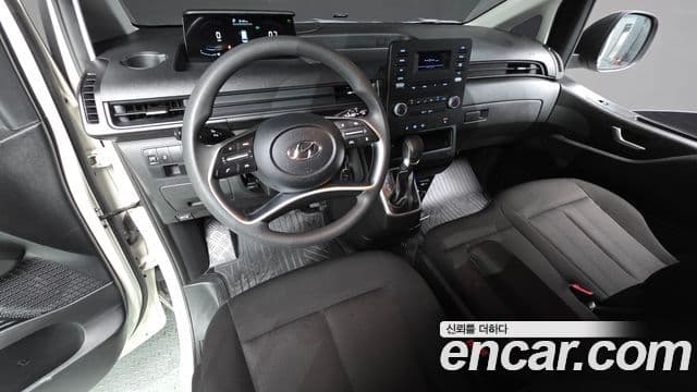 Hyundai Staria 2022 — ფოტო 7/20