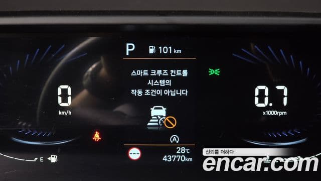 Hyundai Staria 2022 — ფოტო 19/20