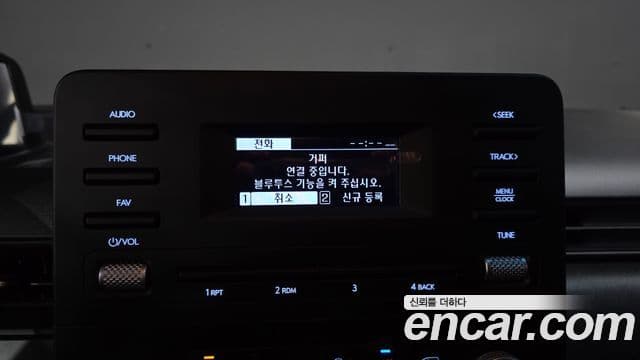 Hyundai Staria 2022 — ფოტო 22/30