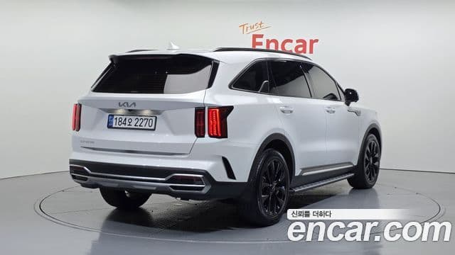 Kia Sorento 2022 — Şəkil 2/20