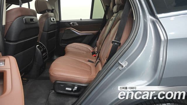 BMW X5 2023 — Фото 12/20