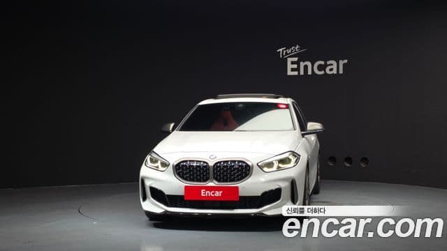 BMW 1 Series 2023 — ფოტო 3/20