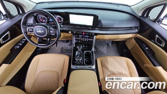 Kia Carnival 2023 — Şəkil 7/20