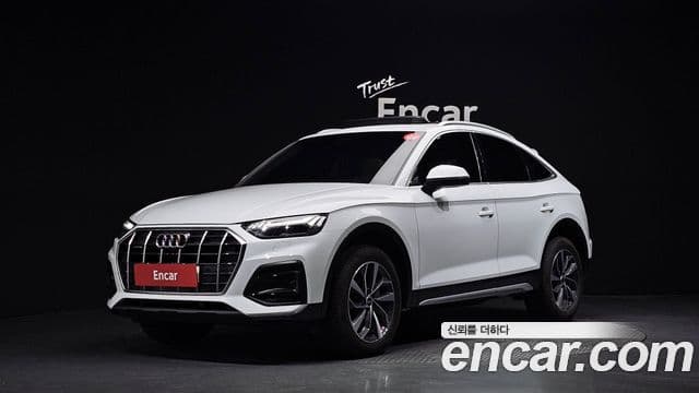 Audi Q5 2022 — ფოტო 1/20
