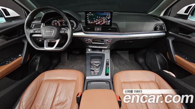 Audi Q5 2022 — ფოტო 7/20