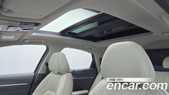 Hyundai Sonata 2022 — ფოტო 16/20