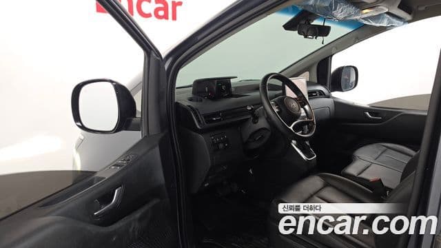 Hyundai Staria 2024 — Şəkil 10/20