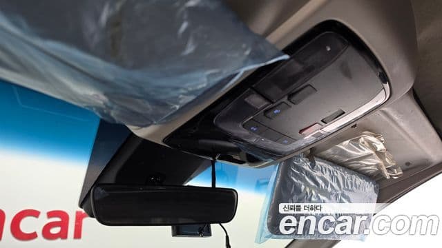 Hyundai Staria 2024 — фото 17 из 20