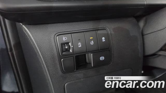 Hyundai Staria 2024 — Şəkil 18/20