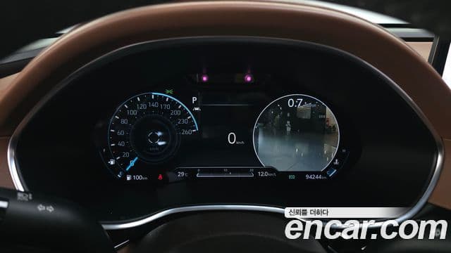 Genesis Electrified G80 2021 — ფოტო 8/20
