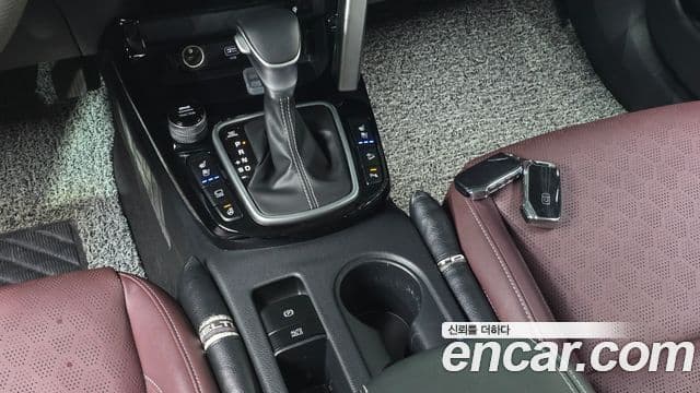 Kia Seltos 2022 — ფოტო 9/20