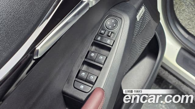 Kia Seltos 2022 — ფოტო 20/20