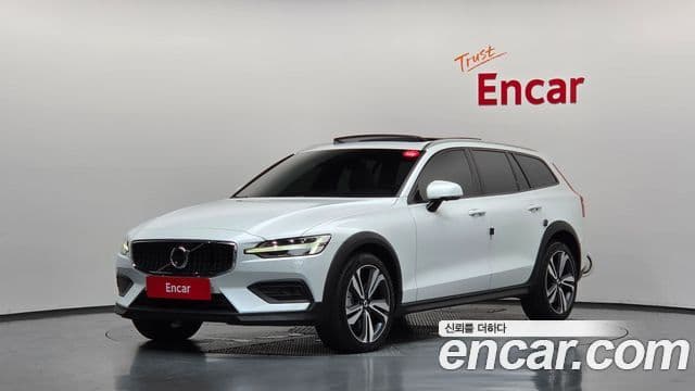 Volvo V60 Cross Country 2021 — ფოტო 20/20