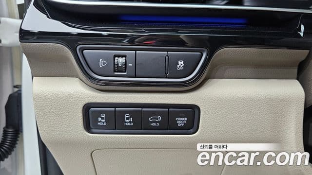 Kia Carnival 2025 — ფოტო 28/31