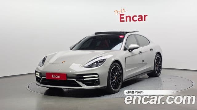 Porsche Panamera 2023 — Photo 15/20