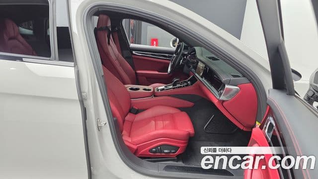 Porsche Panamera 2023 — Photo 12/20