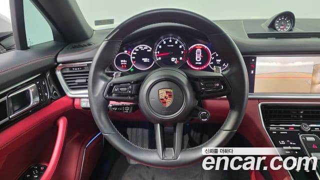 Porsche Panamera 2023 — Photo 17/20