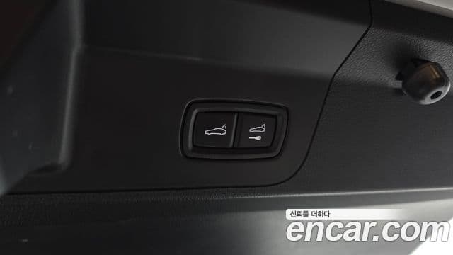 Porsche Panamera 2023 — Photo 14/20