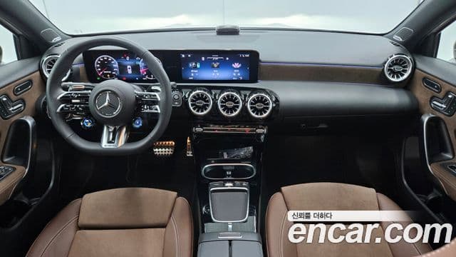 Mercedes-Benz A-Class 2025 — ფოტო 6/17