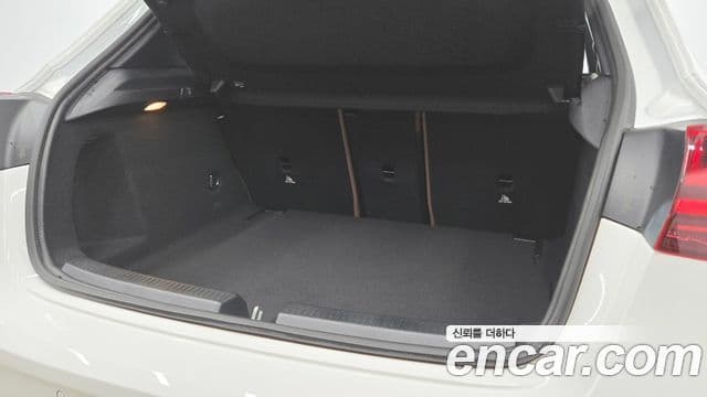 Mercedes-Benz A-Class 2025 — ფოტო 11/17
