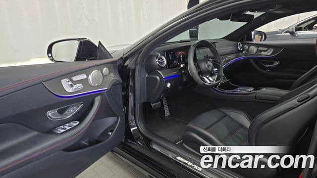 Mercedes-Benz E-Class 2023 — ფოტო 10/20