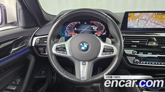 BMW 5 Series 2020 — Şəkil 12/20