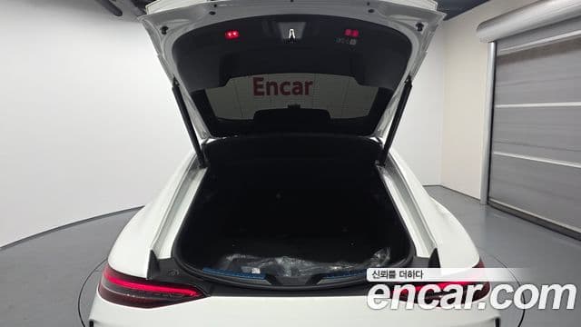 Mercedes-Benz AMG GT 2022 — Photo 28/31