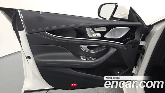 Mercedes-Benz AMG GT 2022 — Photo 15/31