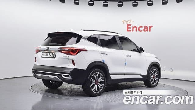 Kia Seltos 2021 — Şəkil 2/20