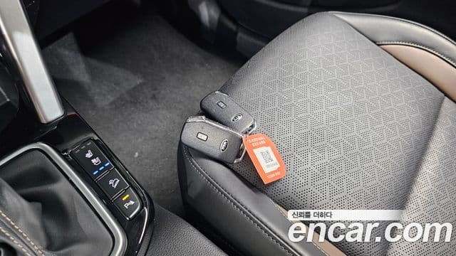 Kia Seltos 2021 — Şəkil 15/20