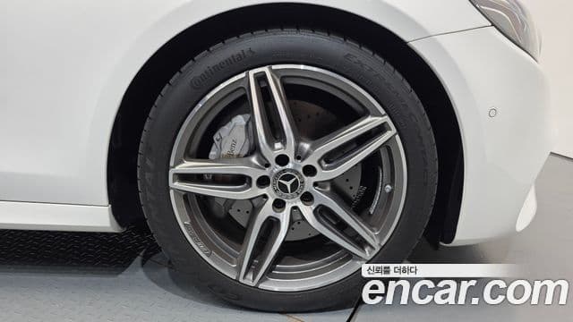 Mercedes-Benz E-Class 2019 — Şəkil 5/20