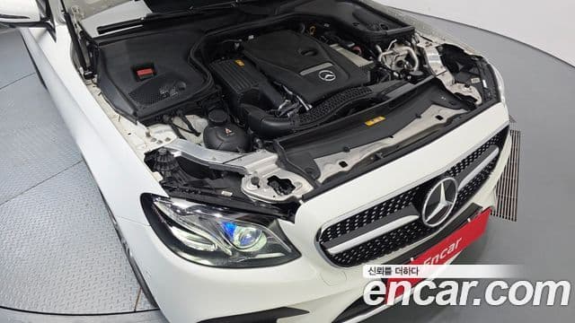 Mercedes-Benz E-Class 2019 — фото 6 из 20