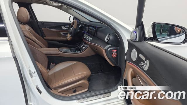 Mercedes-Benz E-Class 2019 — Şəkil 11/20