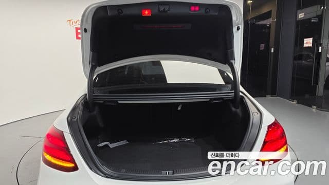 Mercedes-Benz E-Class 2019 — Şəkil 20/20