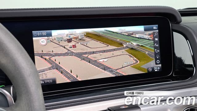 Mercedes-Benz G-Class 2020 — Photo 13/20