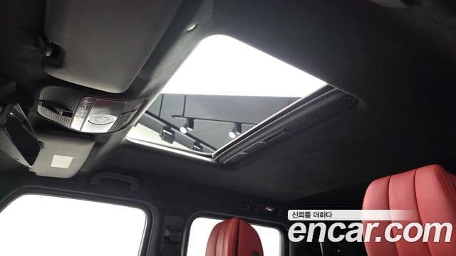 Mercedes-Benz G-Class 2020 — Photo 1/20