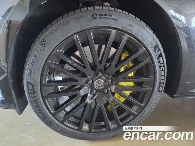 Land Rover Range Rover Sport 2025 — Photo 10/16