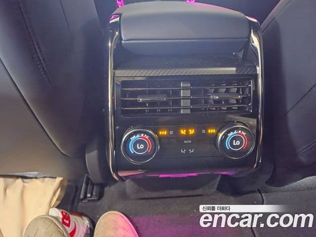 Land Rover Range Rover Sport 2025 — Photo 13/16