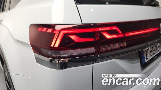 Volkswagen Atlas 2025 — Photo 32/38