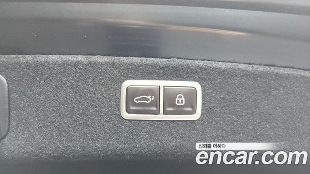 Genesis Electrified G80 2022 — Şəkil 17/20
