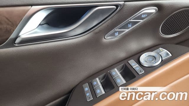 Genesis Electrified G80 2022 — Şəkil 19/20