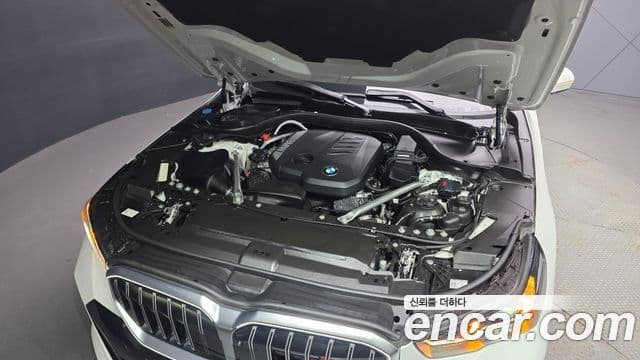 BMW 5 Series 2024 — Şəkil 6/20