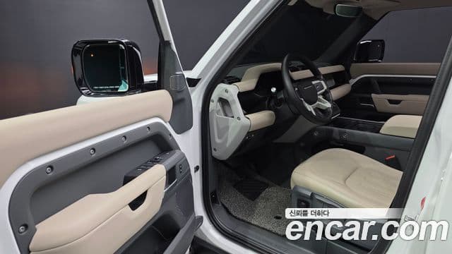 Land Rover Defender 2021 — Фото 10/20