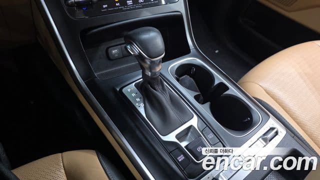 Kia Carnival 2022 — Şəkil 9/20