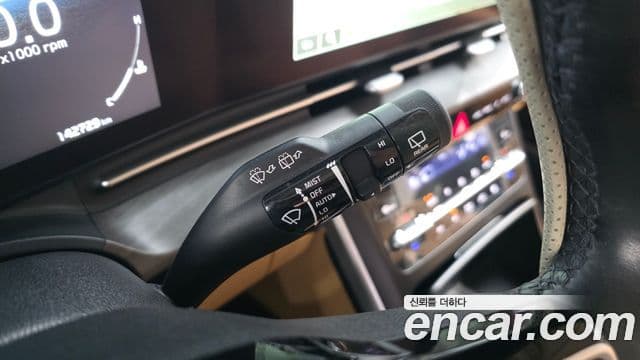 Kia Carnival 2022 — Şəkil 18/20