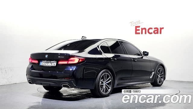 BMW 5 Series 2022 — ფოტო 2/20