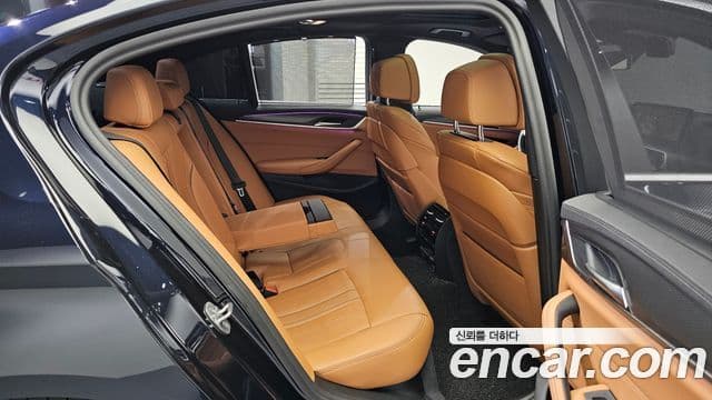 BMW 5 Series 2022 — ფოტო 11/20
