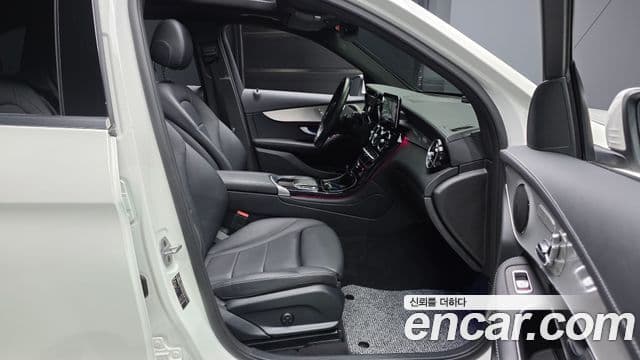 Mercedes-Benz GLC-Class 2021 — ფოტო 11/20