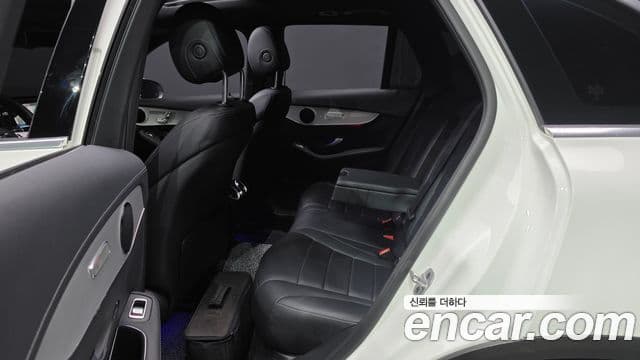 Mercedes-Benz GLC-Class 2021 — Photo 29/34