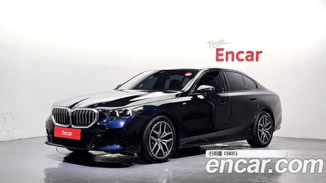 BMW 5 Series 2025 — Şəkil 1/20